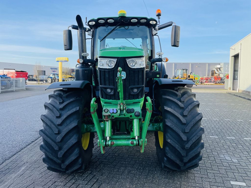 Farm tractor John Deere 6195R: picture 6