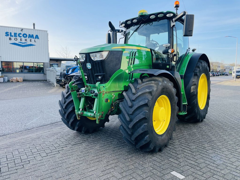 Farm tractor John Deere 6195R: picture 19