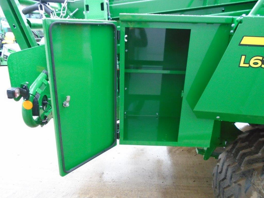 New Square baler John Deere L634: picture 9