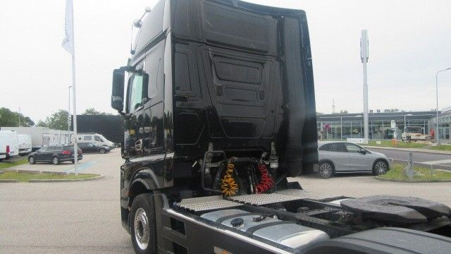 Tractor unit Mercedes-Benz 1863LS Edition 1: picture 11