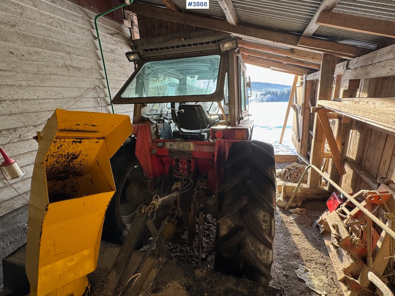 Farm tractor 1980 Massey Ferguson 575: picture 13