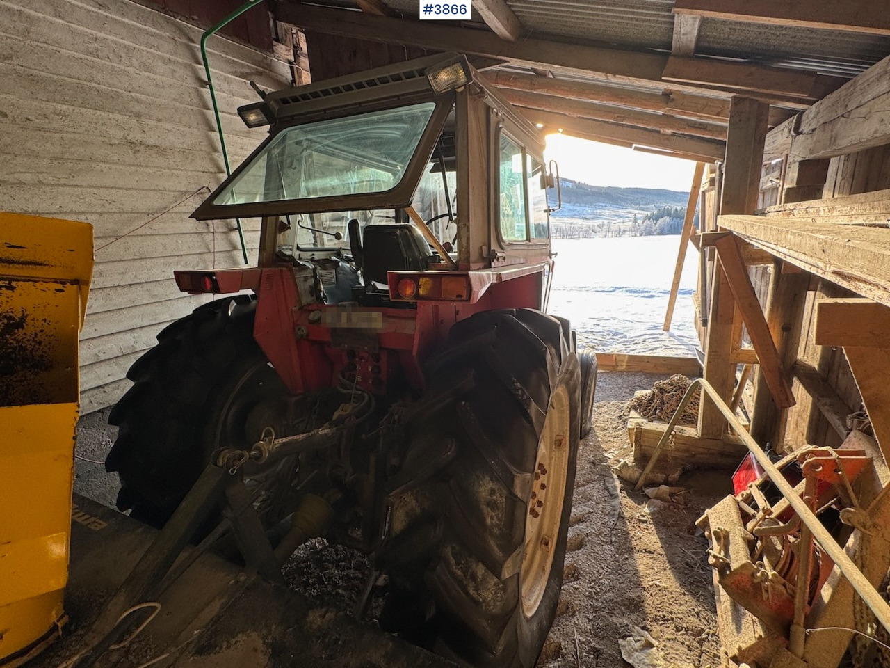 Farm tractor 1980 Massey Ferguson 575: picture 14