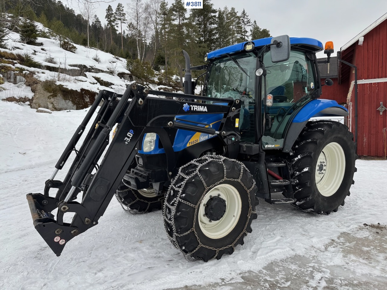 Farm tractor 2010 New Holland T6020 Elite w/front loader: picture 22