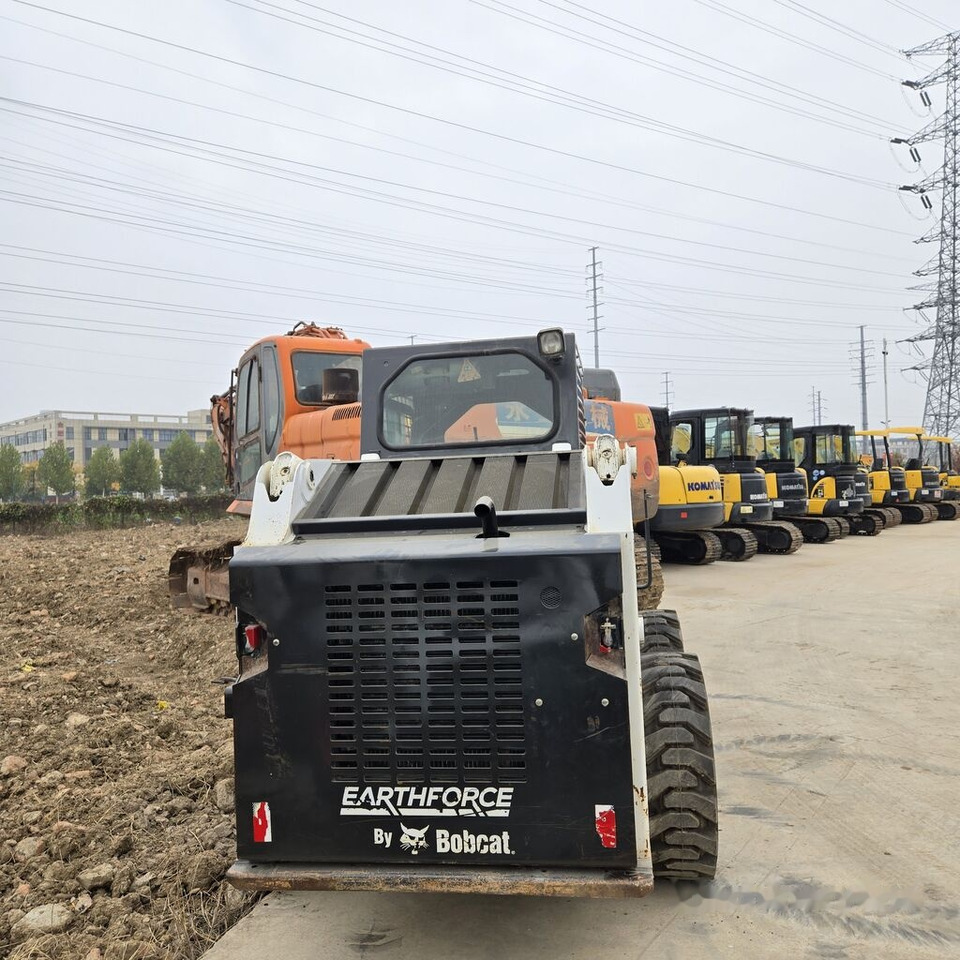 Skid steer loader Bobcat S16: picture 8