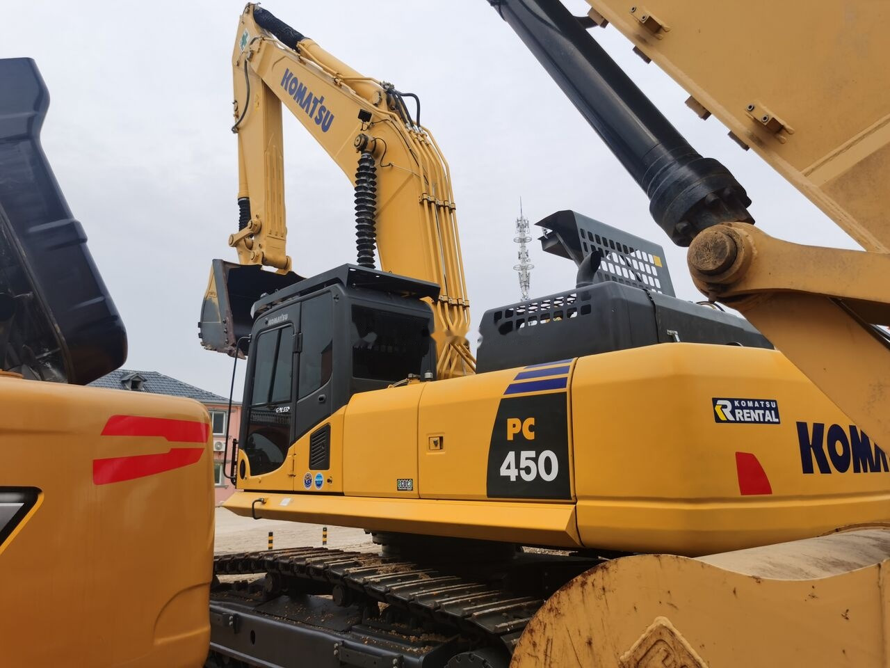 Crawler excavator Komatsu PC450-8: picture 6