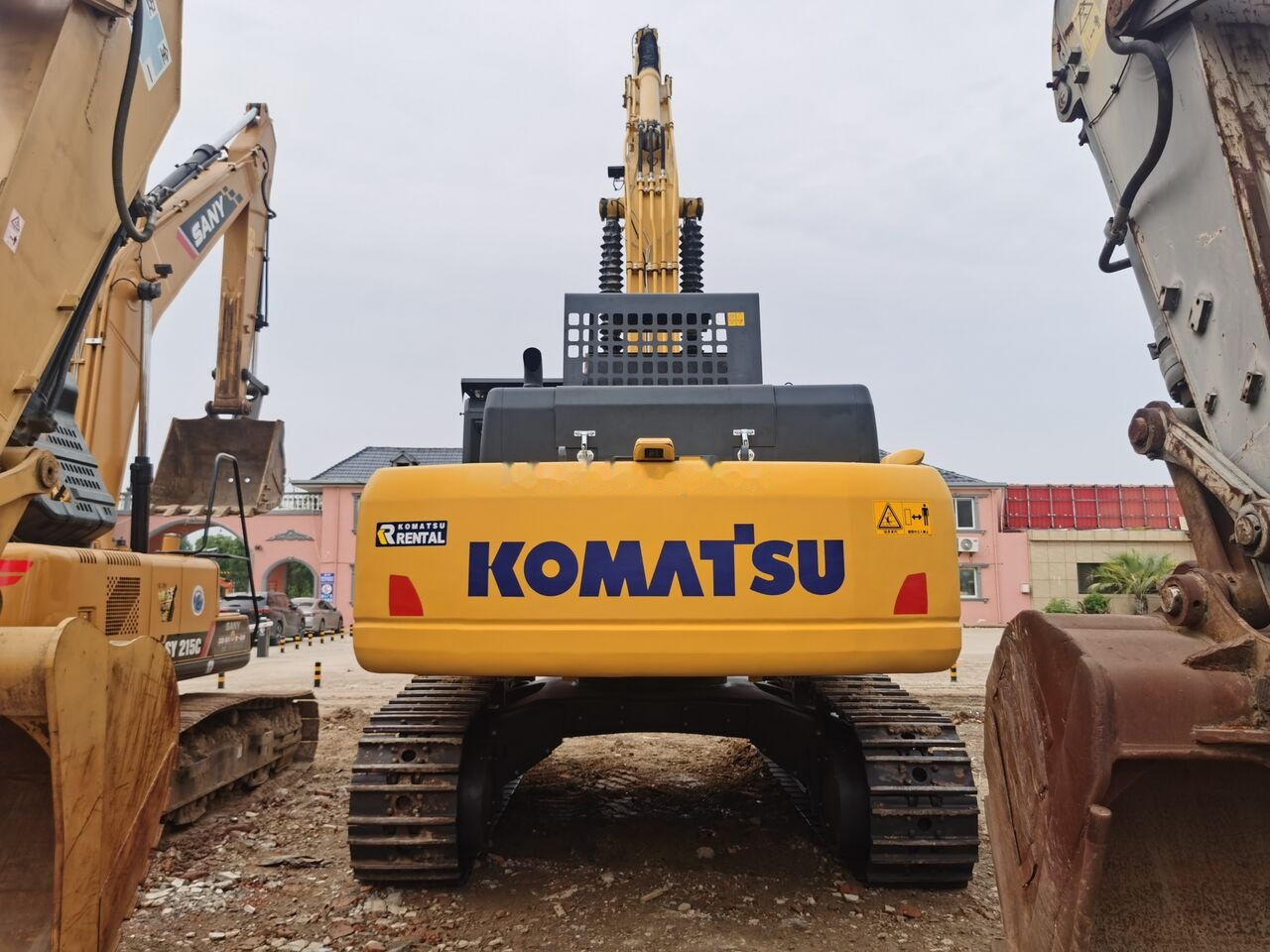 Crawler excavator Komatsu PC450-8: picture 8