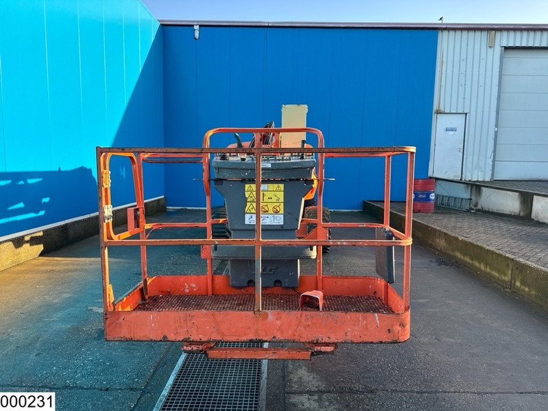 Aerial platform JLG 450AJ H 15,8 mtr, 230 kg, 4X4: picture 13