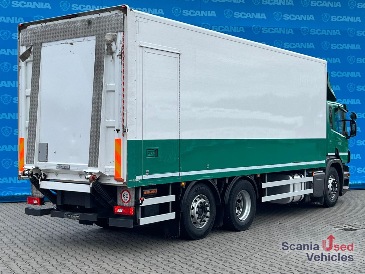 Box truck SCANIA P 320 DB6x2*4MNB FULL AIR 8T RETARDER 2T TAIL LIFT: picture 10