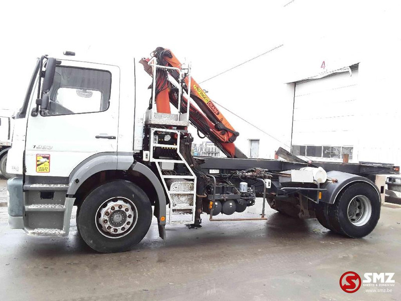 Dropside/ Flatbed truck, Crane truck Mercedes-Benz Axor 1823 Palfinger pk4501: picture 6