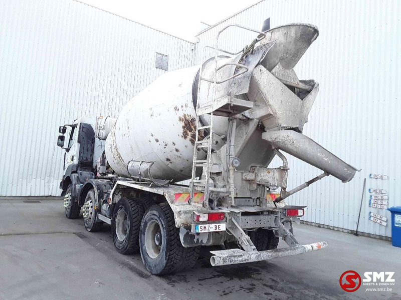 Concrete mixer truck Renault Kerax 410 DXI manual: picture 10