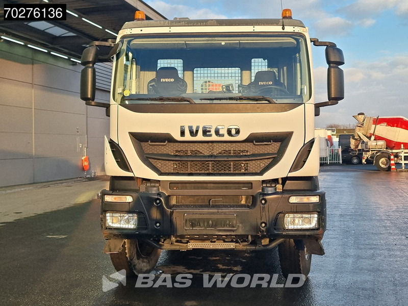 Dropside/ Flatbed truck, Crane truck Iveco Trakker 360 6X4 Palfinger PK 18502 SH D Kran Crane Big axle Euro 6: picture 14