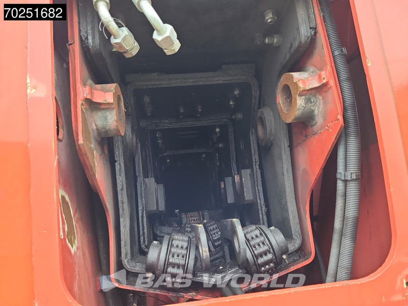 Manitou MRT3050 BOOM CYLINDER MISSING leasing Manitou MRT3050 BOOM CYLINDER MISSING: picture 13