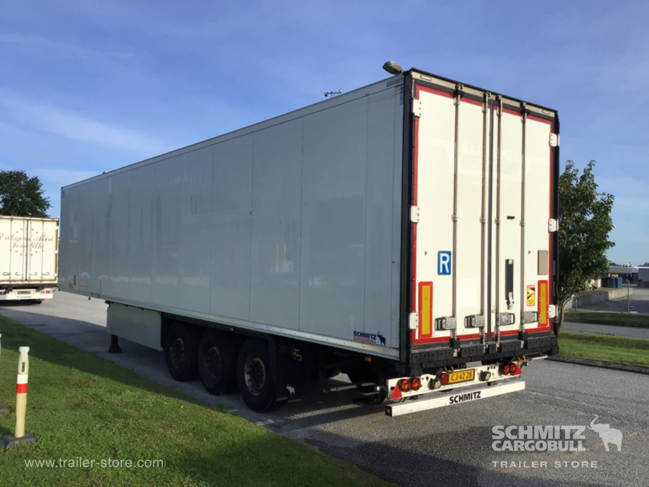 Isothermal semi-trailer SCHMITZ Reefer Standard: picture 10