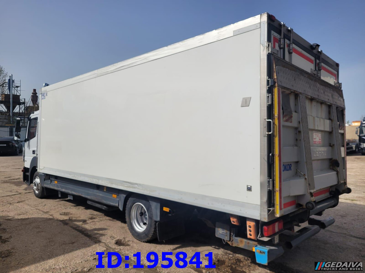 Refrigerator truck MERCEDES-BENZ Atego 1224 Euro6: picture 12