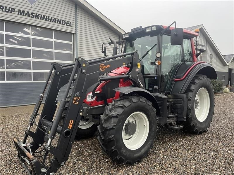 Farm tractor Valtra N103 HiTech med krybegear og fuldhydraulisk frontl: picture 21