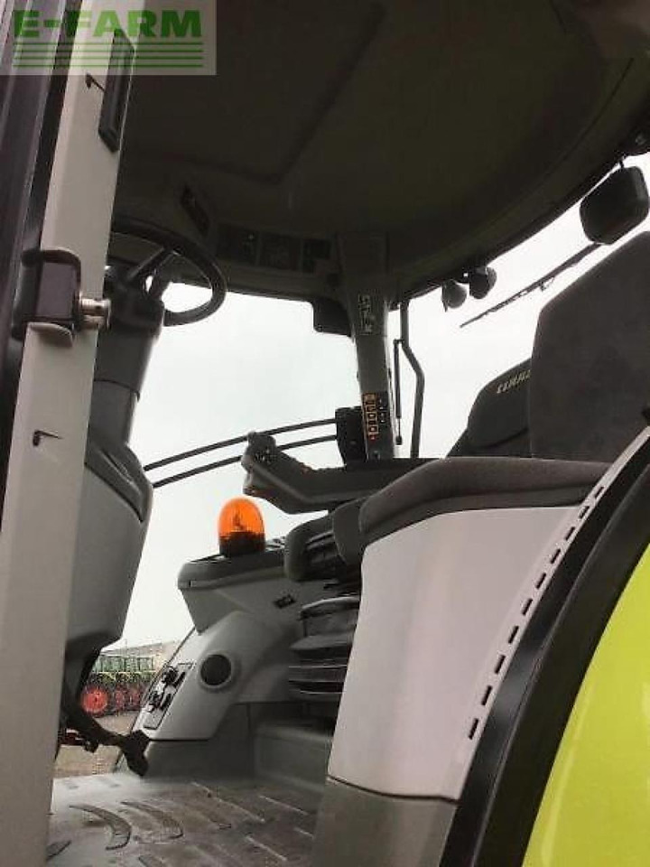 Farm tractor CLAAS axion 810: picture 7