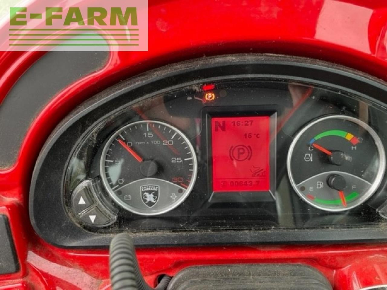 Farm tractor Carraro trx 10900: picture 9