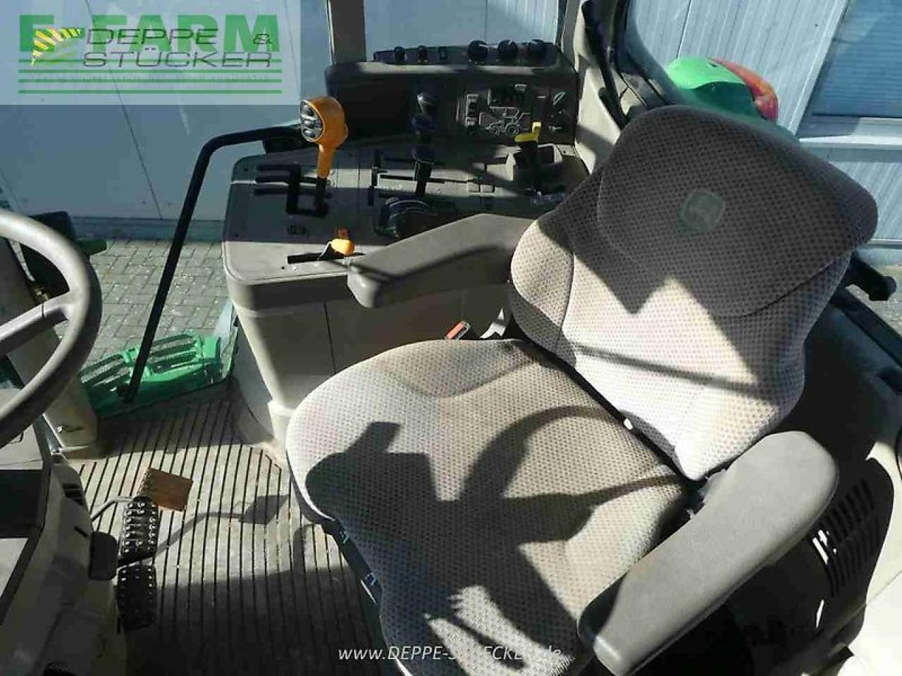 Farm tractor John Deere 6170m: picture 12