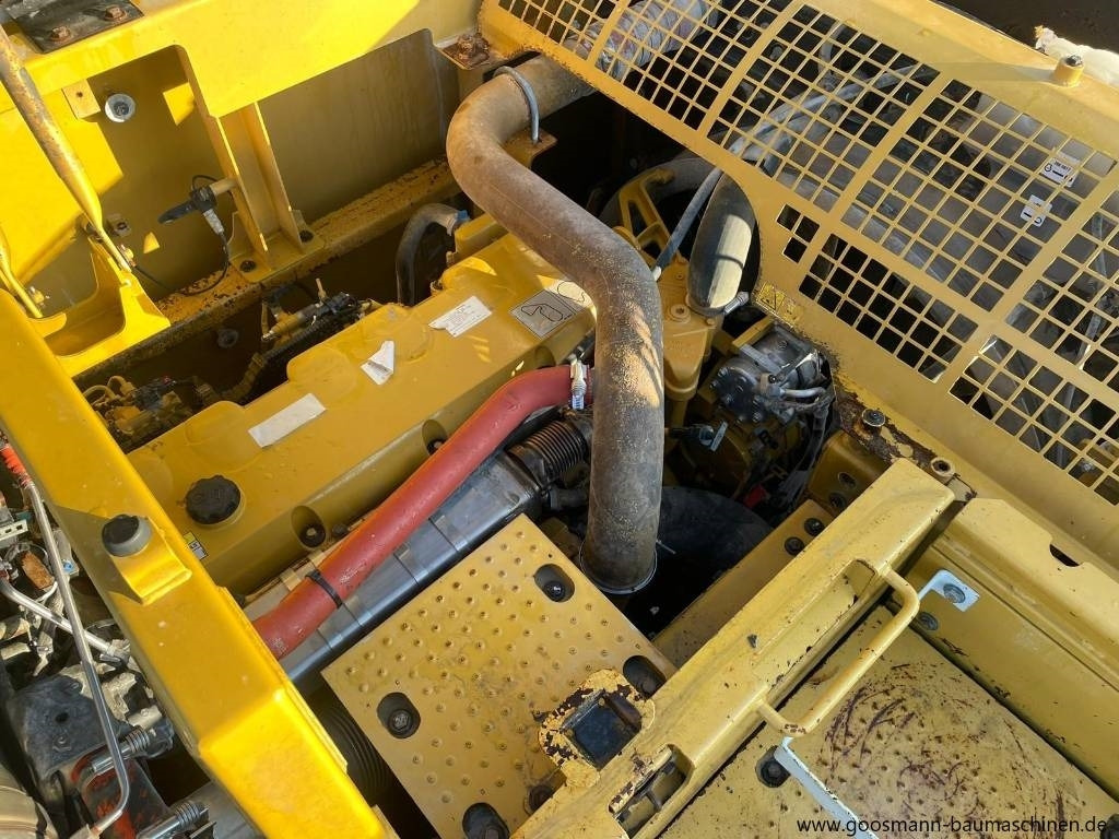 Crawler excavator CAT 352 F: picture 20