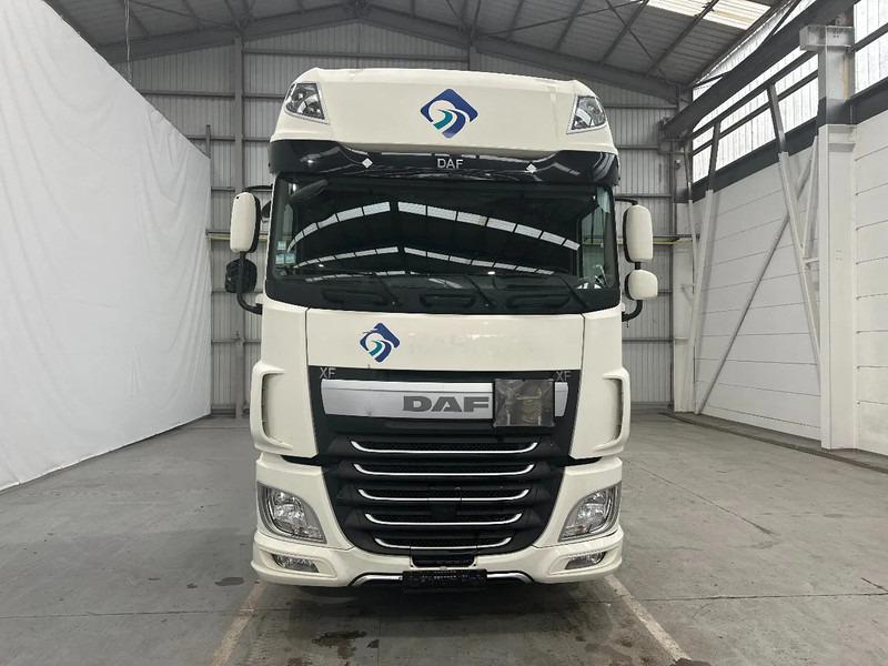 Tractor unit DAF XF 106.460 Superspacecab: picture 7