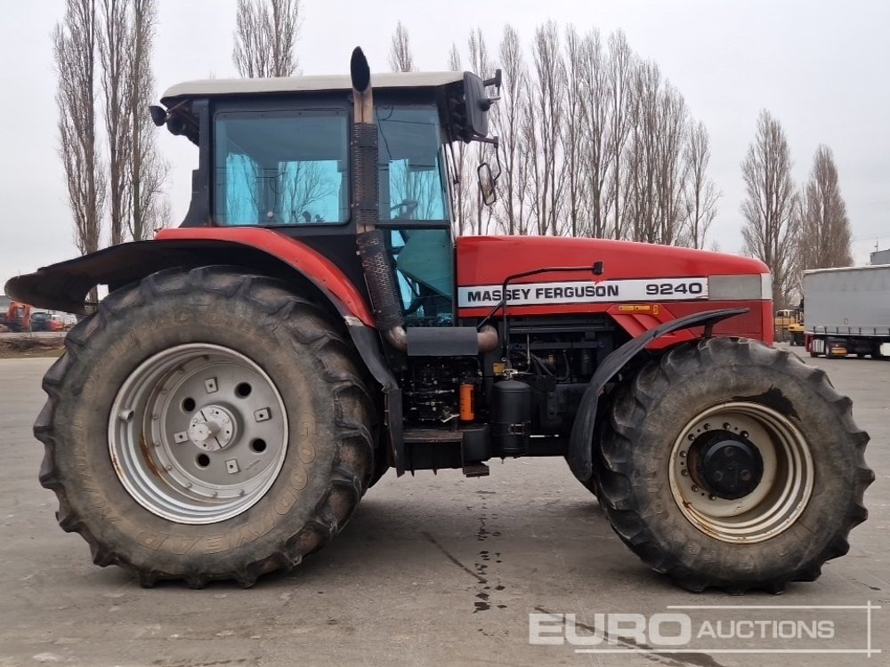 Farm tractor 1996 Massey Ferguson MF9240: picture 6