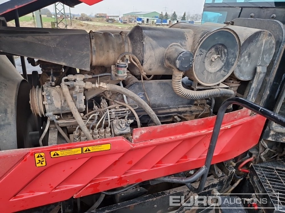 Farm tractor 1996 Massey Ferguson MF9240: picture 26