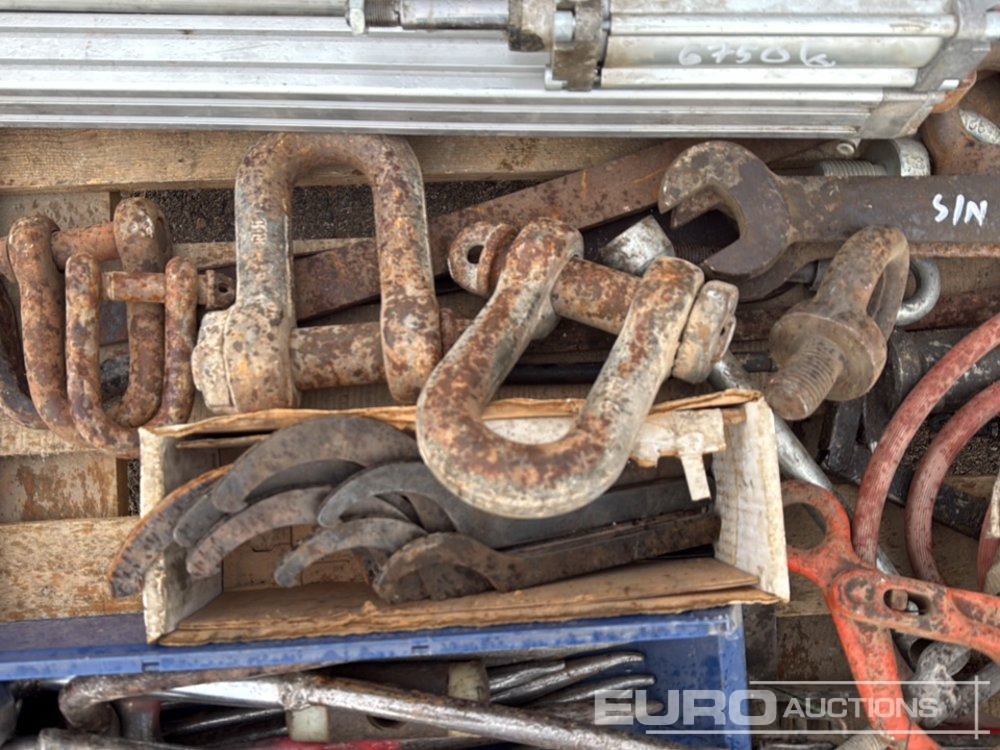 Construction equipment Pallet of Various Tools: picture 6