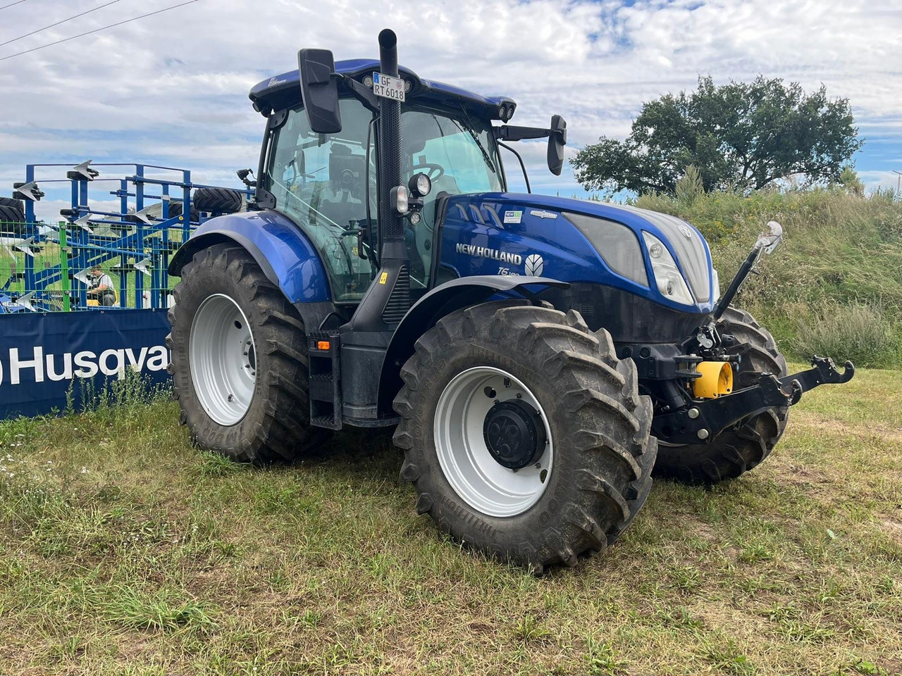 Farm tractor New Holland T6.180 AC: picture 6