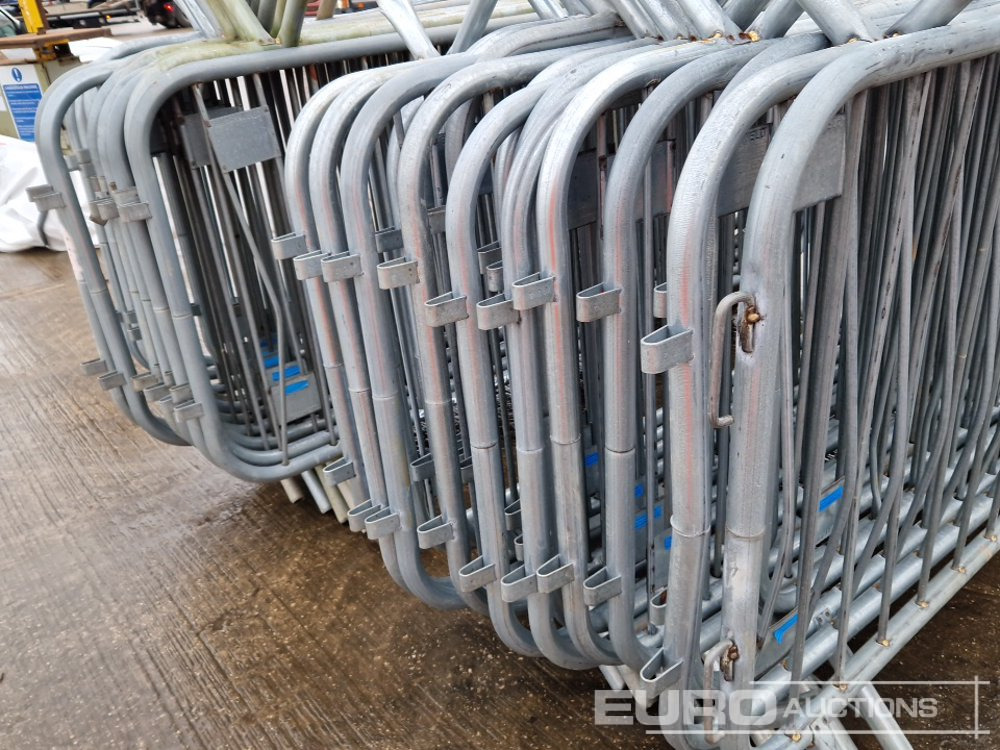 Construction equipment Bundle of Metal Pedestrian Safety Barriers (2 of): picture 14