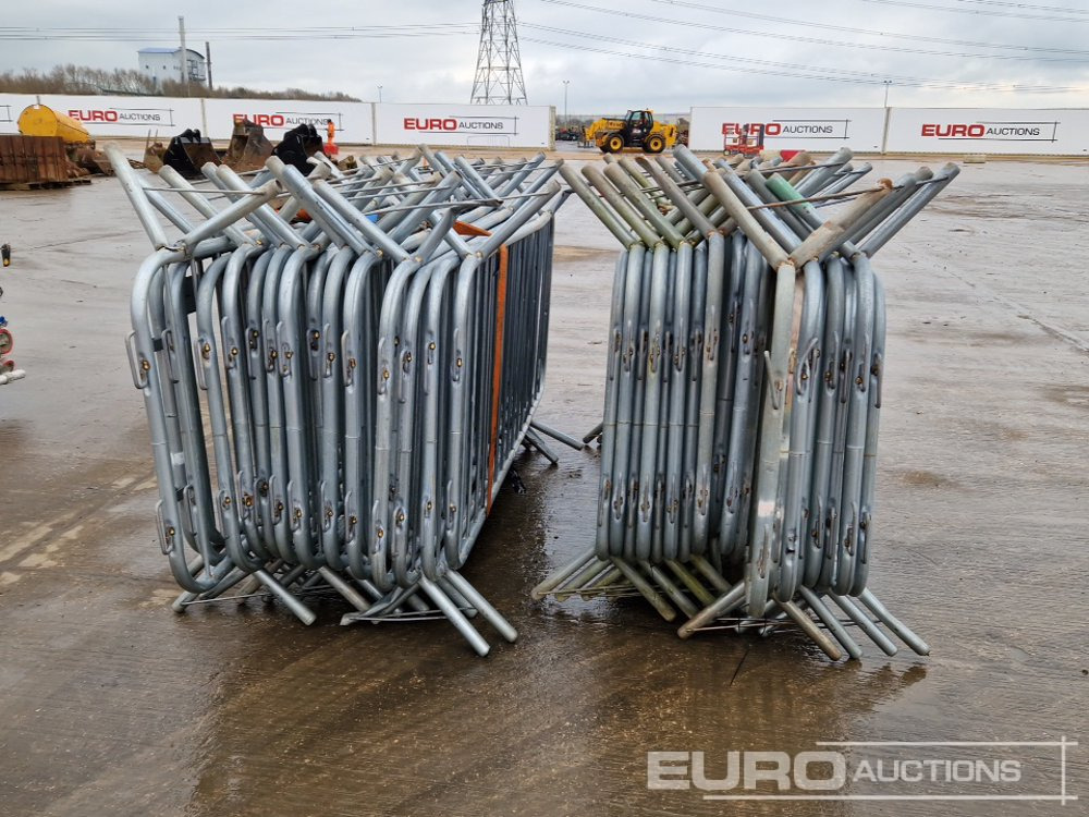 Construction equipment Bundle of Metal Pedestrian Safety Barriers (2 of): picture 6