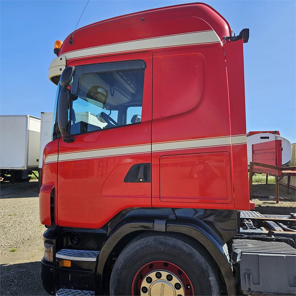 Cab chassis truck Scania R 480: picture 10