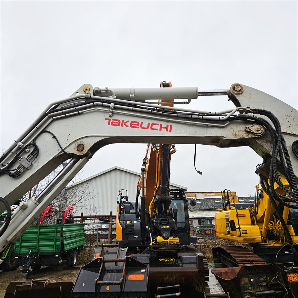 Crawler excavator Takeuchi TB260: picture 22