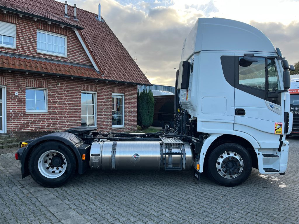 Tractor unit Iveco Highway Stralis LNG 460: picture 6