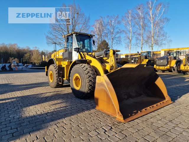 Wheel loader Cat 966M: picture 8